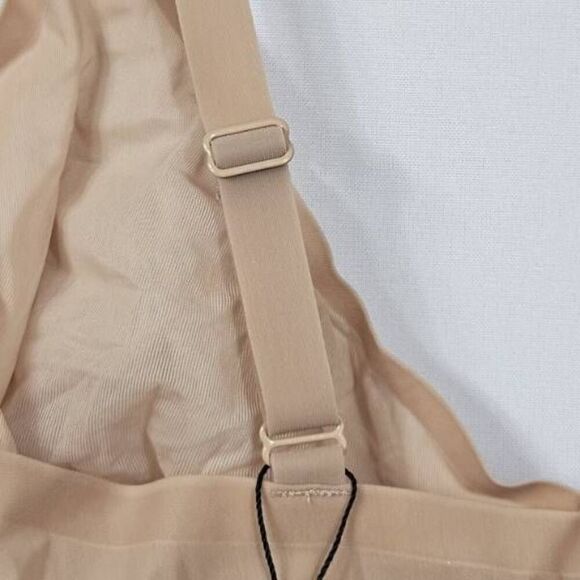 Skims underwire bra Nwt - Picture 6 of 9